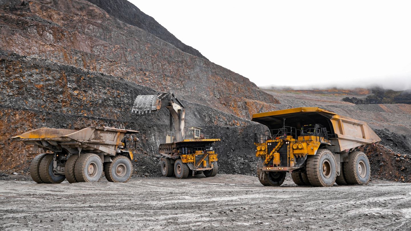 Orderly mineral logistics and loading area prepared for export